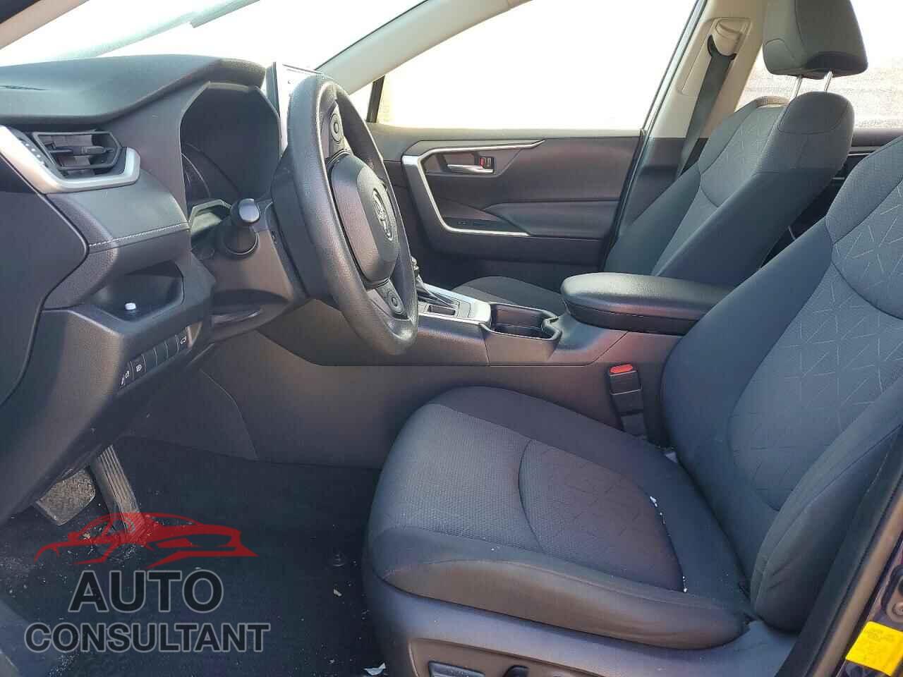 TOYOTA RAV4 2019 - JTMP1RFV9KJ001471