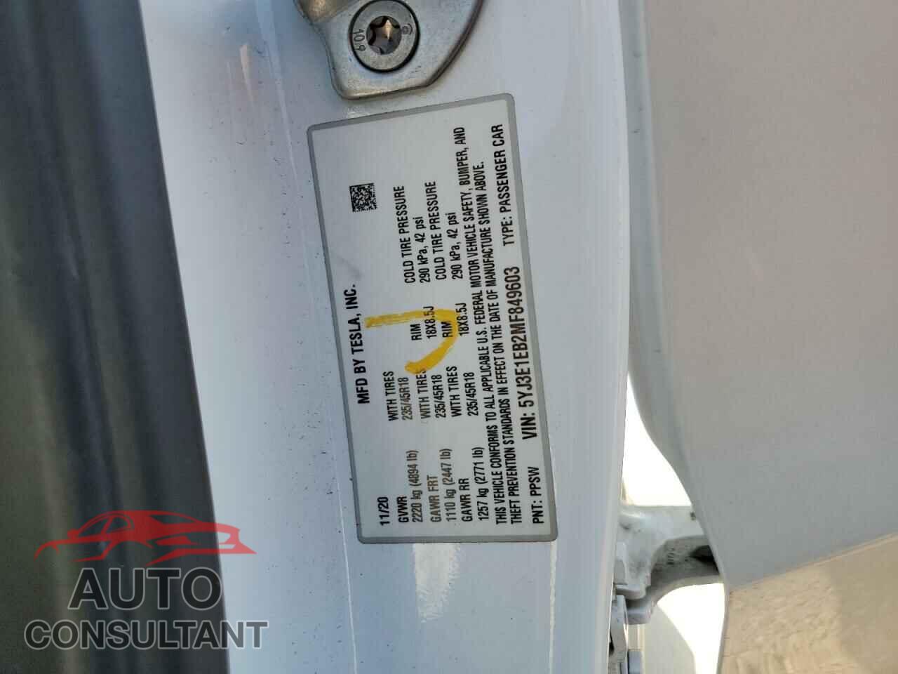 TESLA MODEL 3 2021 - 5YJ3E1EB2MF849603