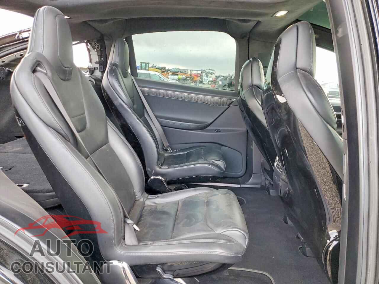 TESLA MODEL X 2017 - 5YJXCBE20HF041799