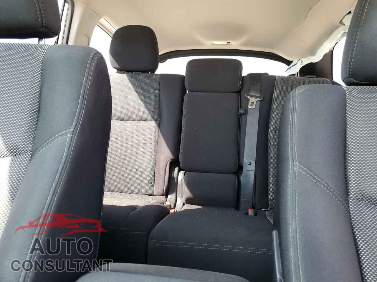 NISSAN PATHFINDER 2017 - 5N1DR2MN3HC659222