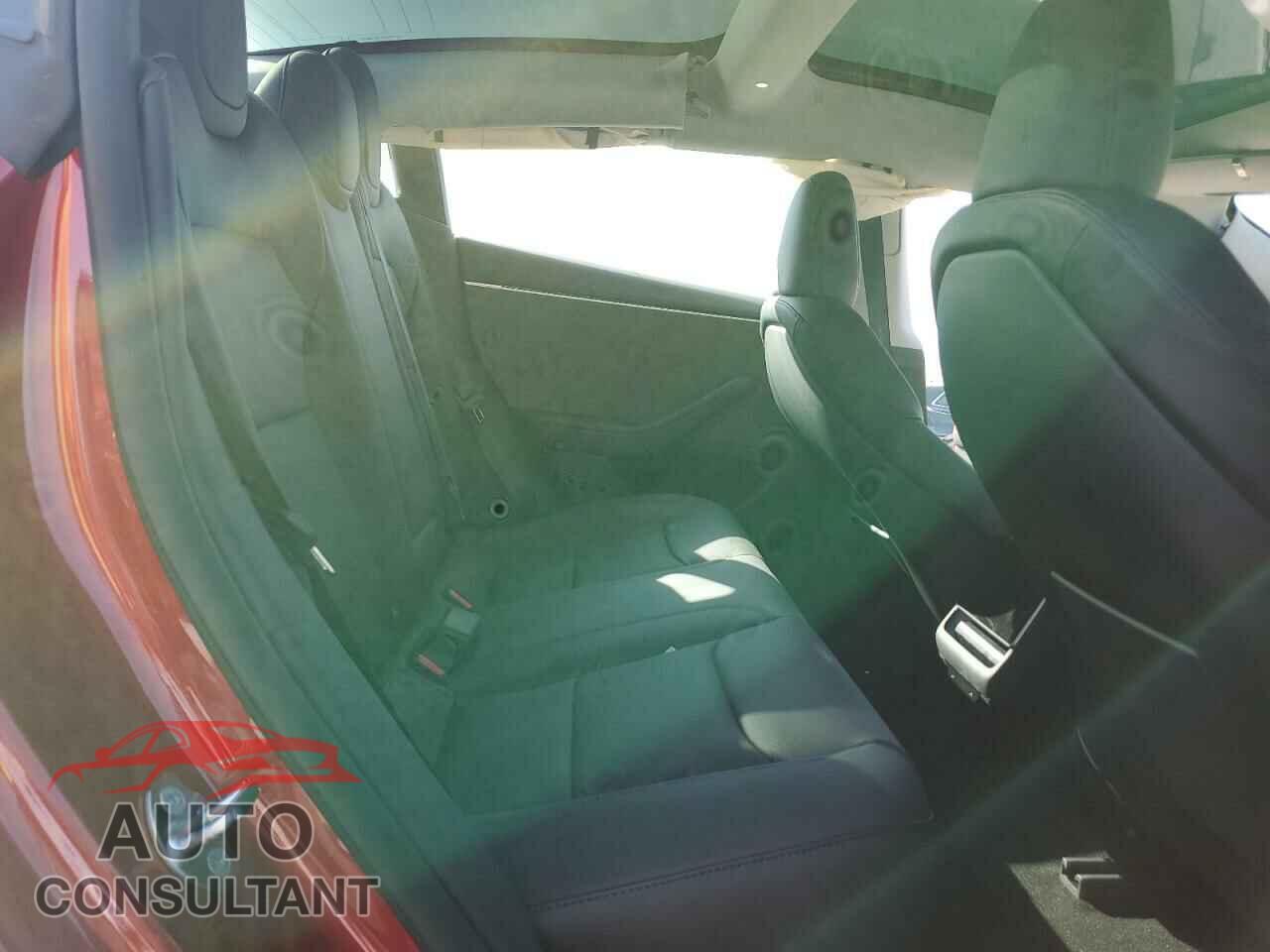 TESLA MODEL 3 2024 - 5YJ3E1EA5RF871853
