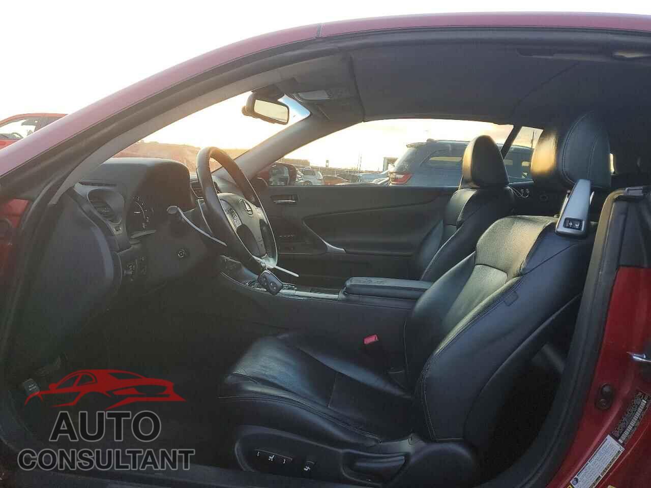 LEXUS IS 2011 - JTHFE2C24B2506795