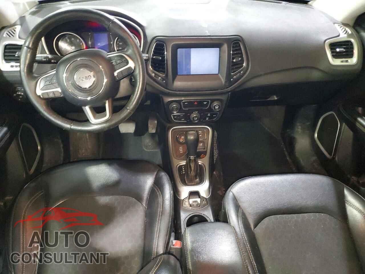 JEEP COMPASS 2019 - 3C4NJDBB0KT646122