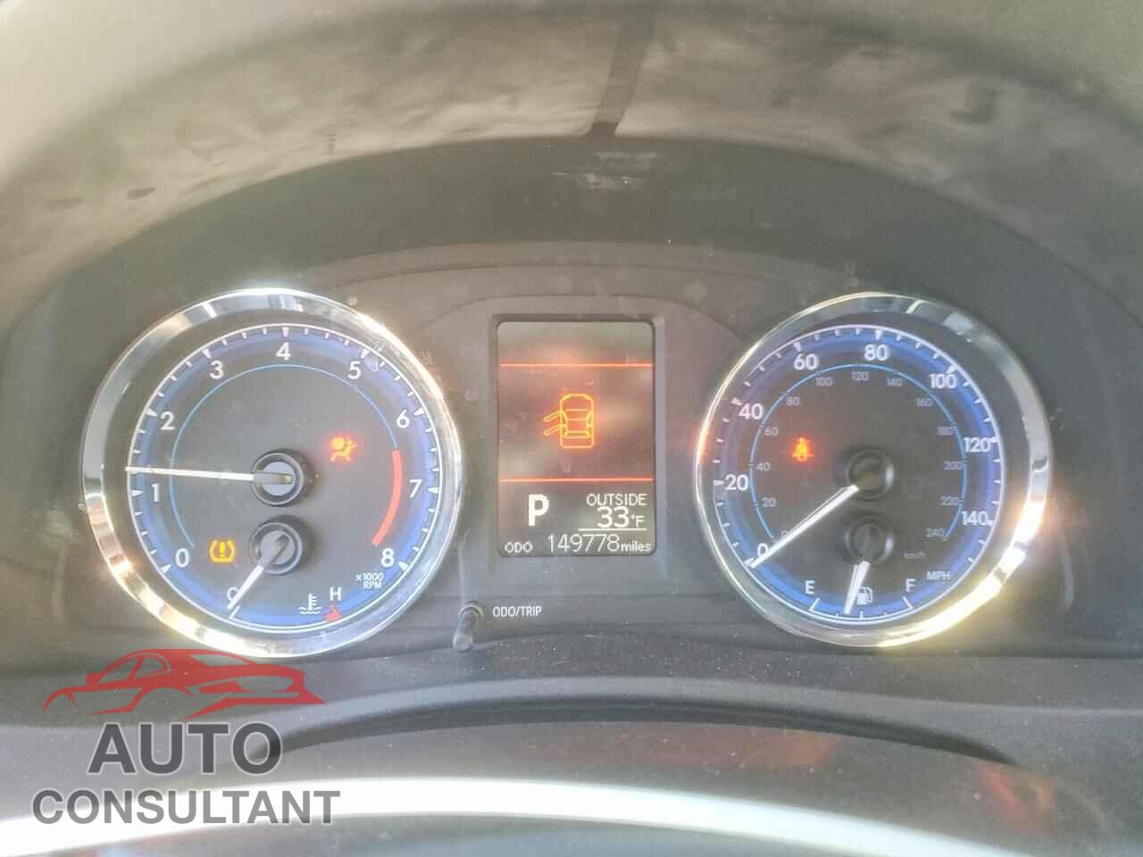 TOYOTA COROLLA 2017 - 2T1BURHEXHC822050