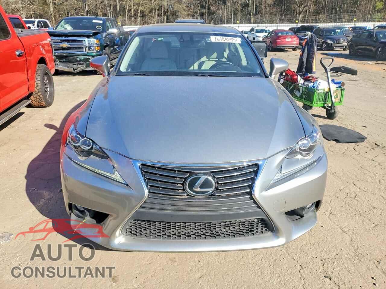 LEXUS IS 2016 - JTHBA1D23G5031925