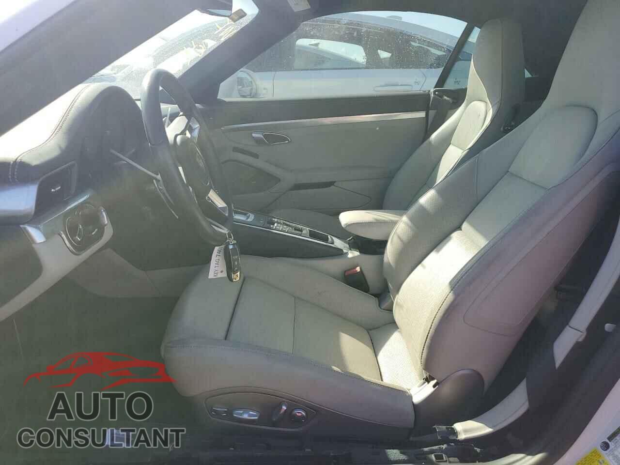 PORSCHE 911 2019 - WP0CA2A93KS129442