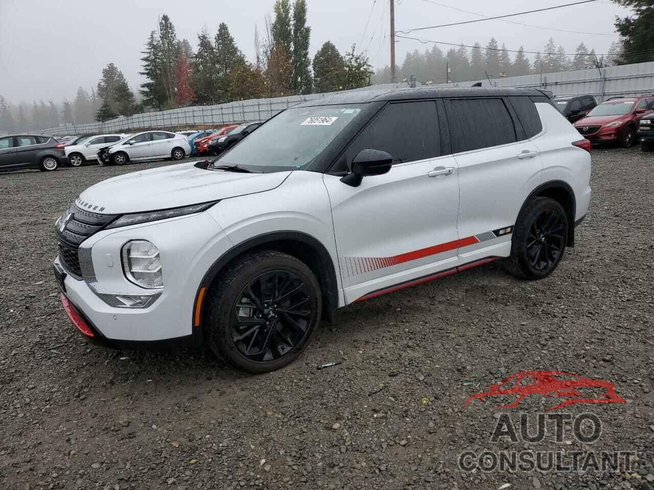 MITSUBISHI OUTLANDER 2023 - JA4J4UA83PZ031795