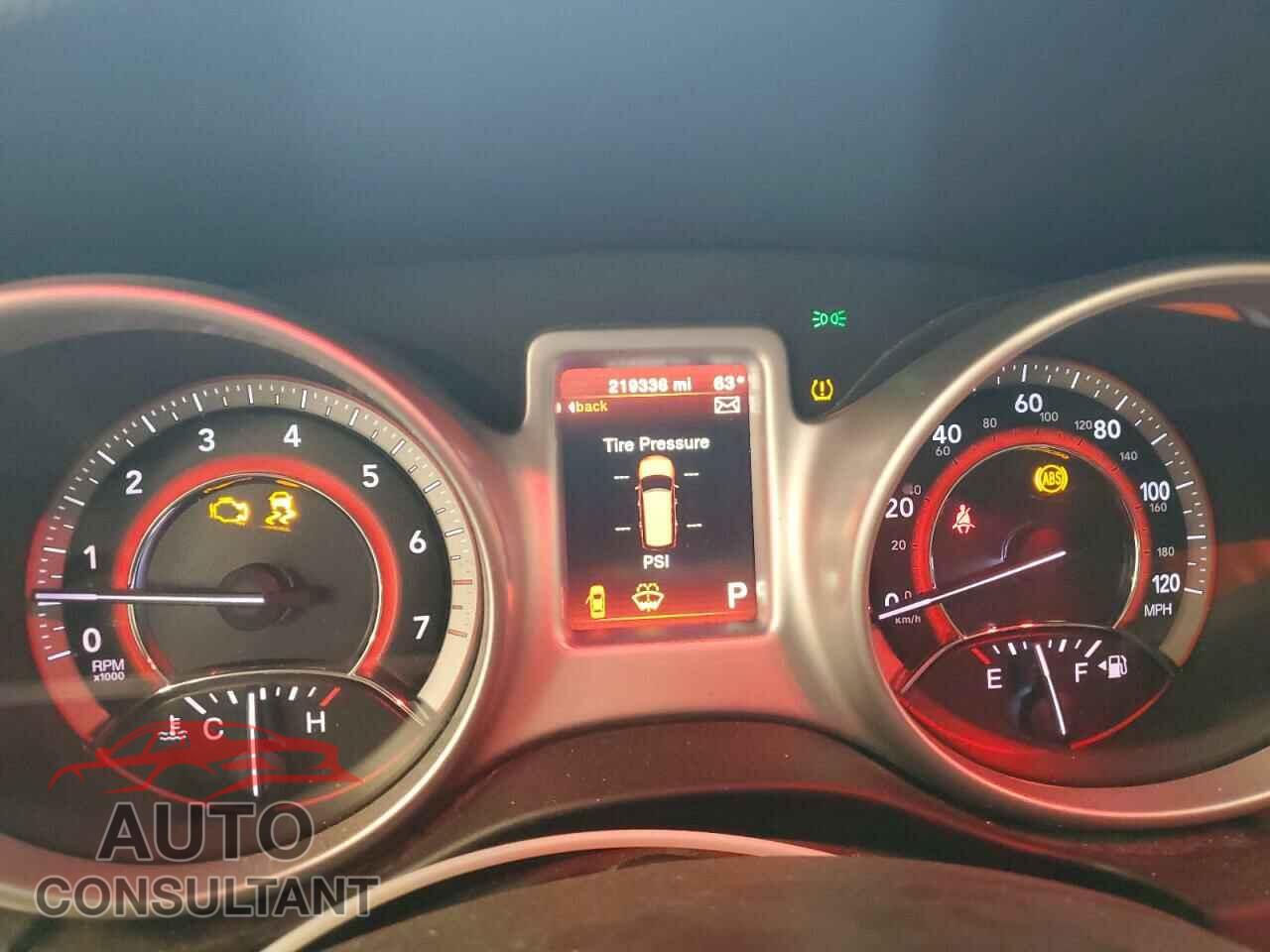 DODGE JOURNEY 2017 - 3C4PDCBG4HT532607