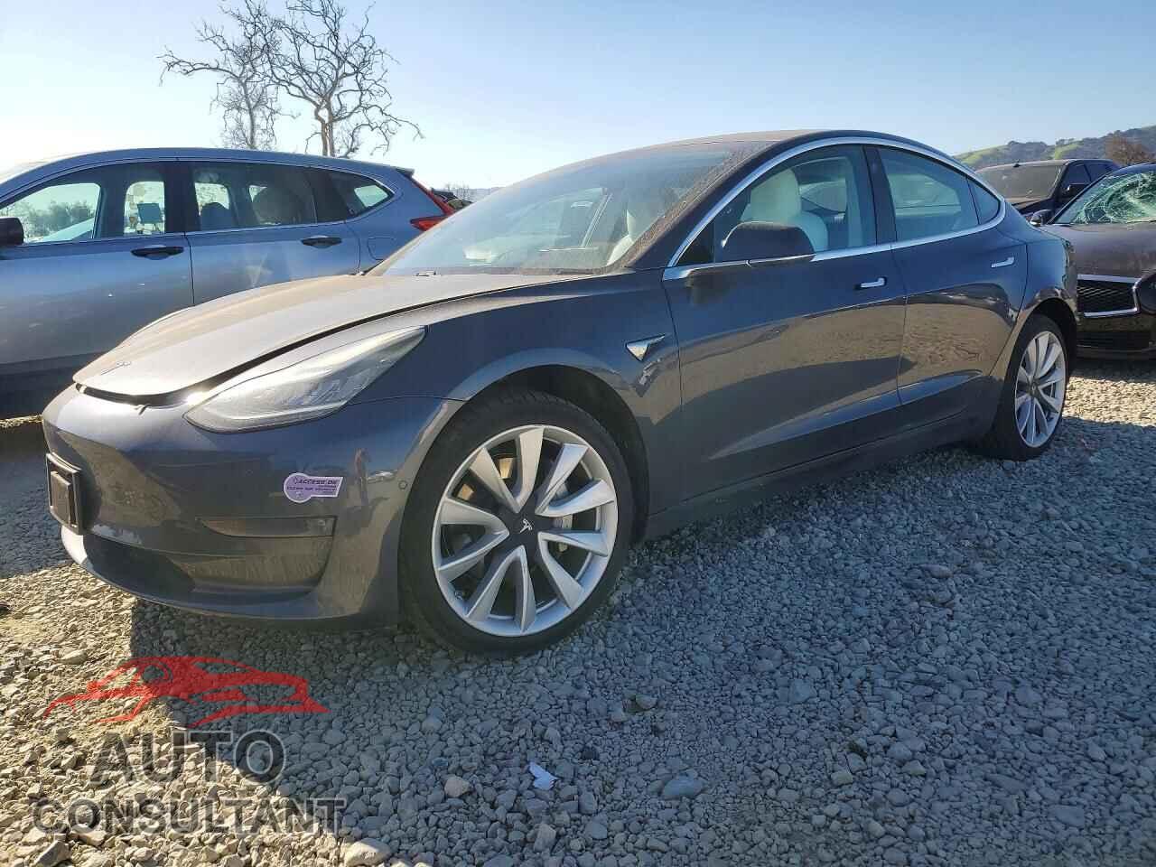TESLA MODEL 3 2018 - 5YJ3E1EA1JF178069