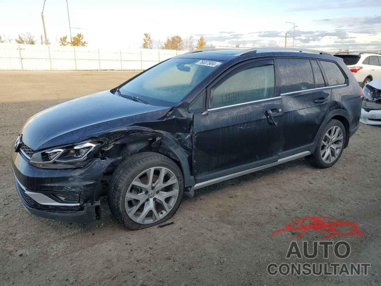 VOLKSWAGEN GOLF 2018 - 3VWM17AU5JM762079