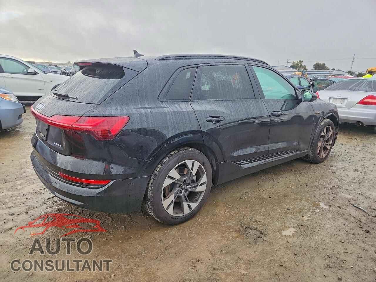 AUDI E-TRON 2021 - WA1AAAGE8MB018548