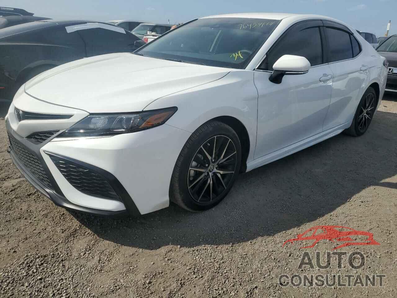 TOYOTA CAMRY 2024 - 4T1G11AKXRU242894