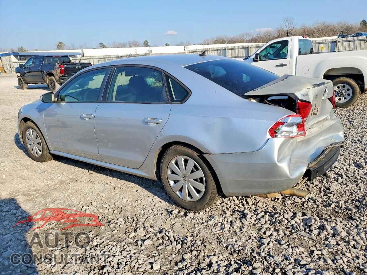 VOLKSWAGEN PASSAT 2013 - 1VWAP7A34DC117535