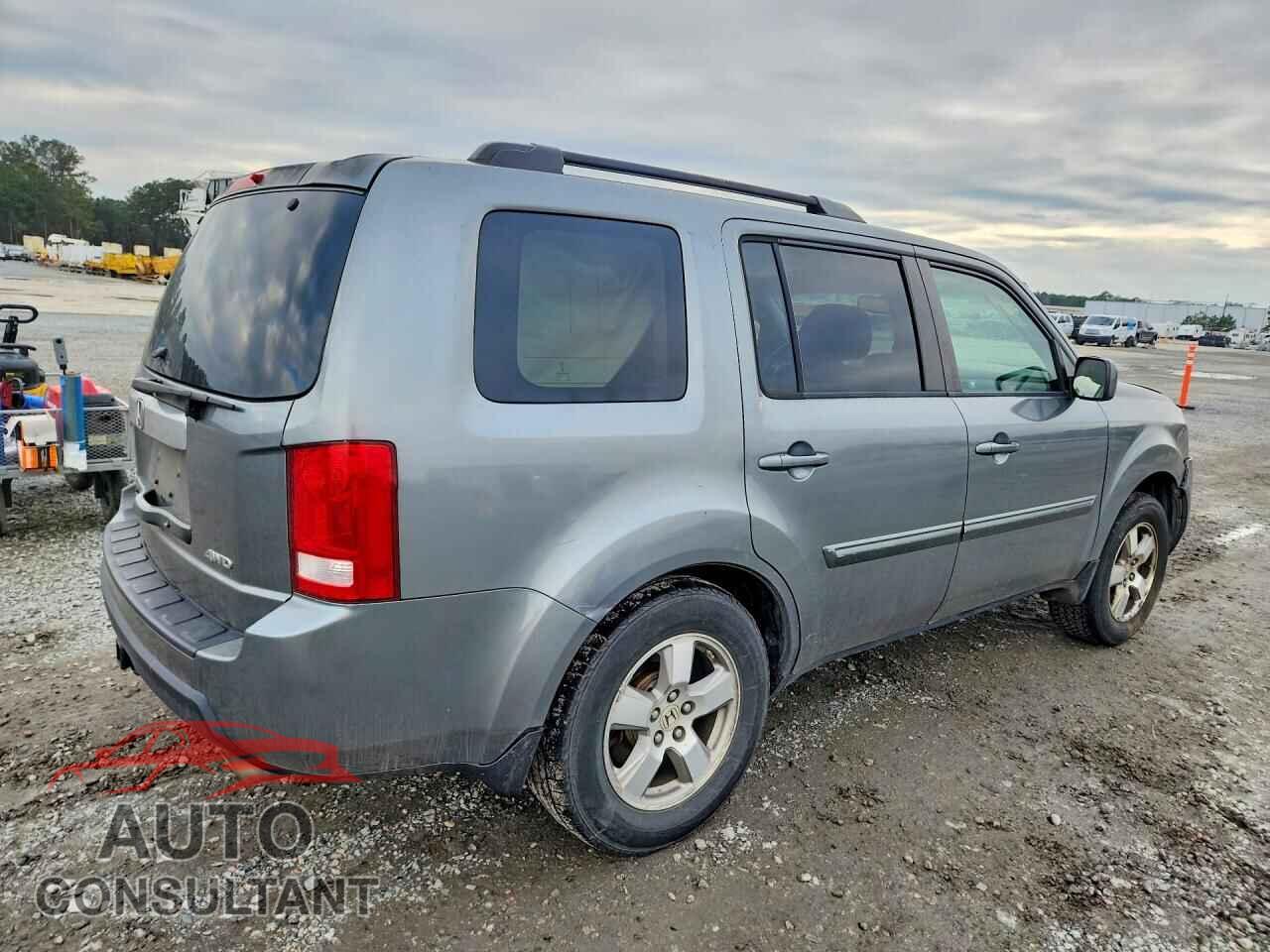 HONDA PILOT 2009 - 5FNYF48549B019965