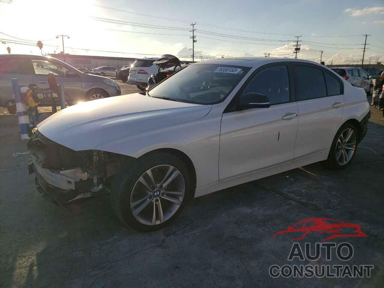 BMW 3 SERIES 2016 - WBA8E9G55GNU30336