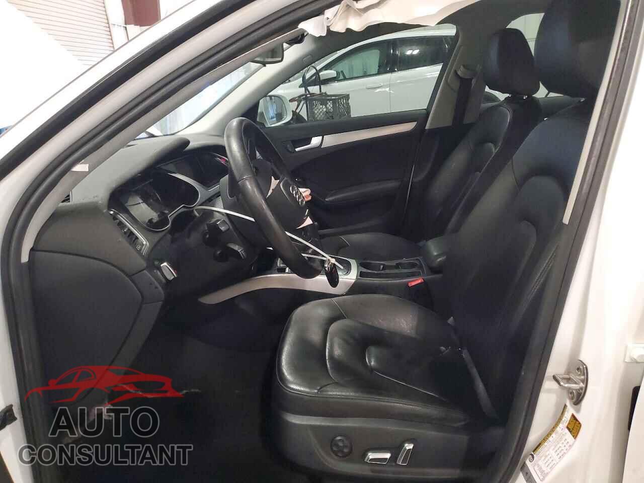 AUDI A4 2014 - WAUDFAFL8EA029767