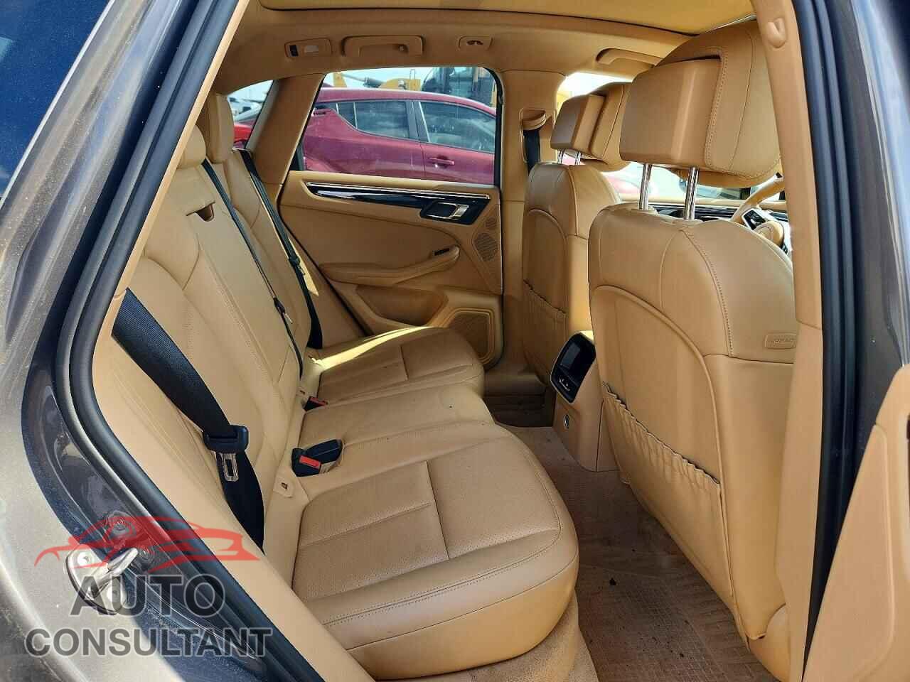 PORSCHE MACAN 2015 - WP1AB2A58FLB63523
