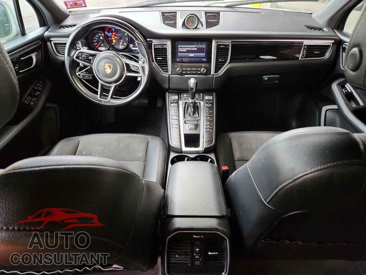 PORSCHE MACAN 2017 - WP1AA2A52HLB83398