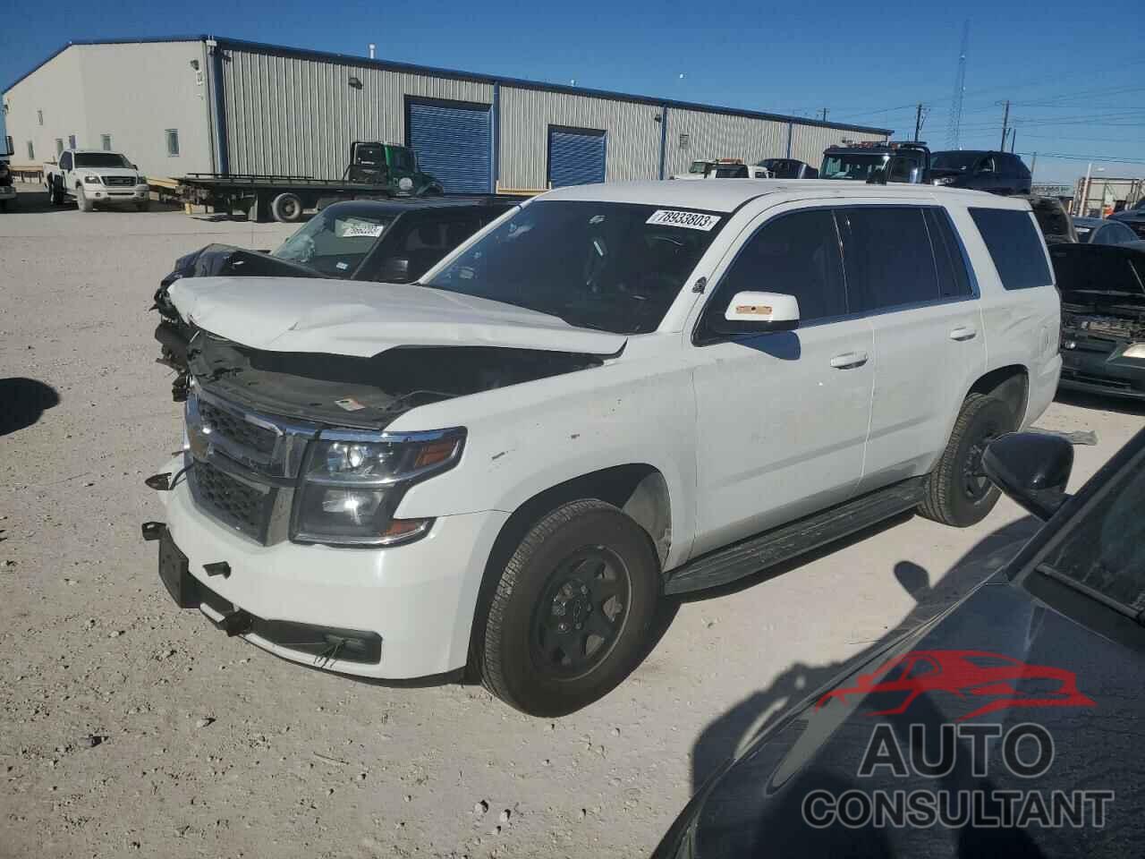 CHEVROLET TAHOE 2018 - 1GNLCDEC8JR260570