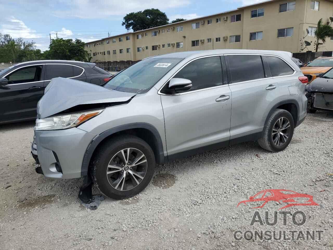 TOYOTA HIGHLANDER 2019 - 5TDZZRFH5KS313365