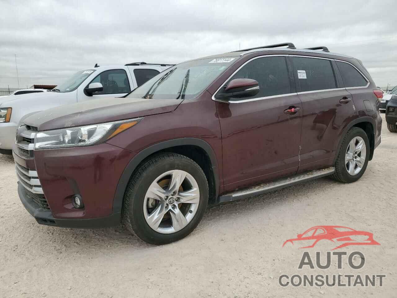 TOYOTA HIGHLANDER 2019 - 5TDYZRFH0KS339304