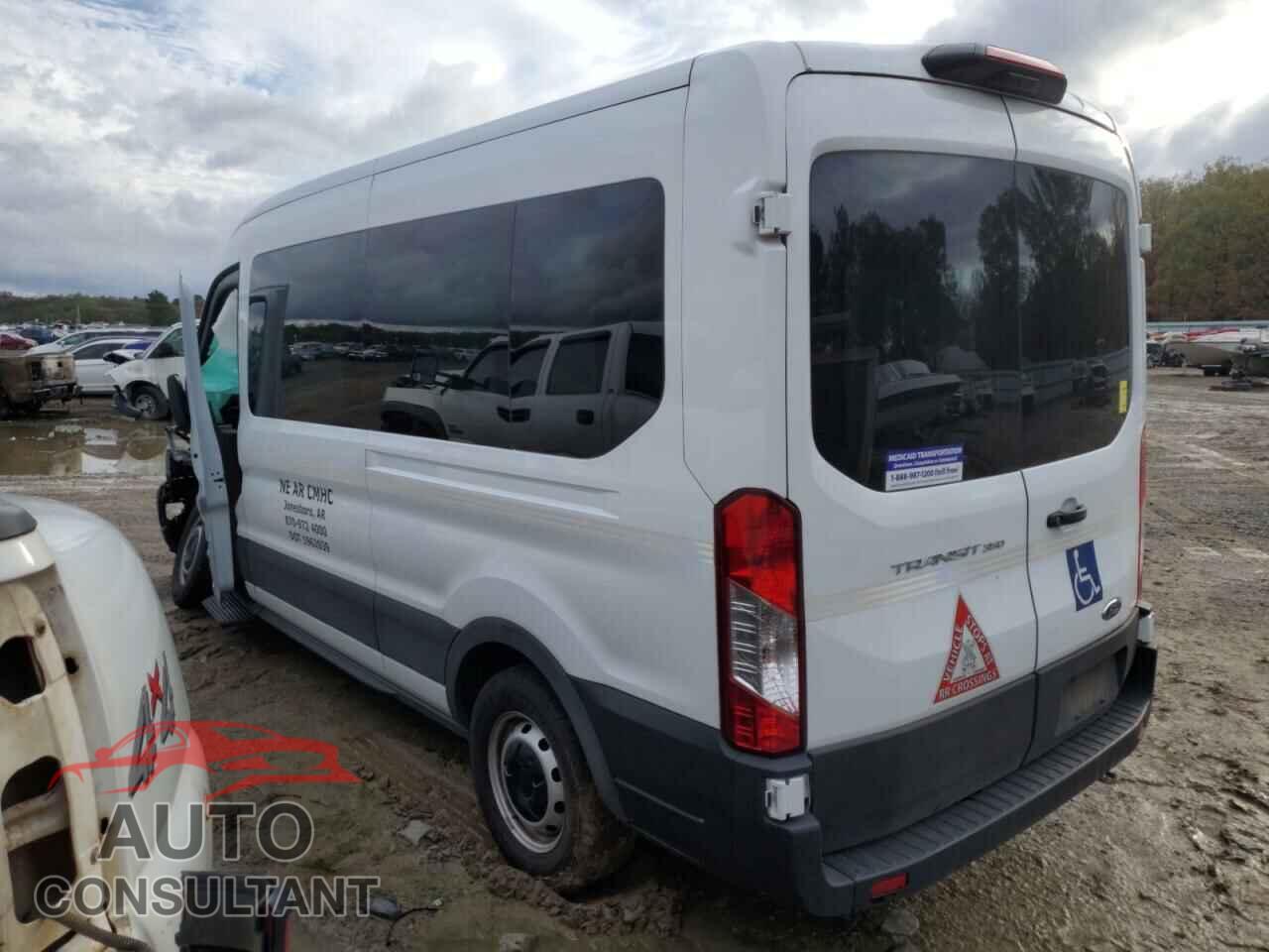 FORD TRANSIT 2022 - 1FDAX2C82NKA69339