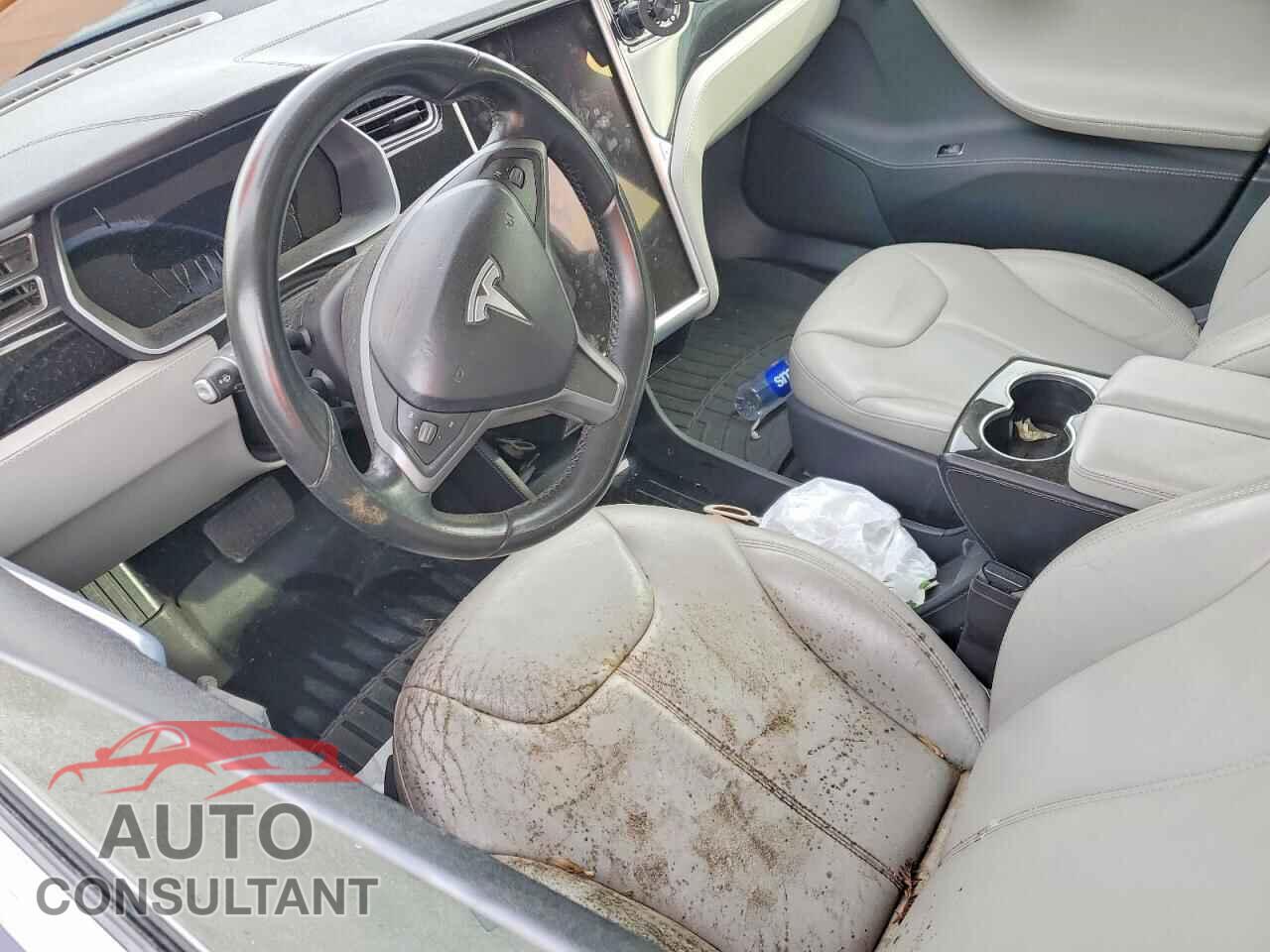 TESLA MODEL S 2015 - 5YJSA1E20FF103984