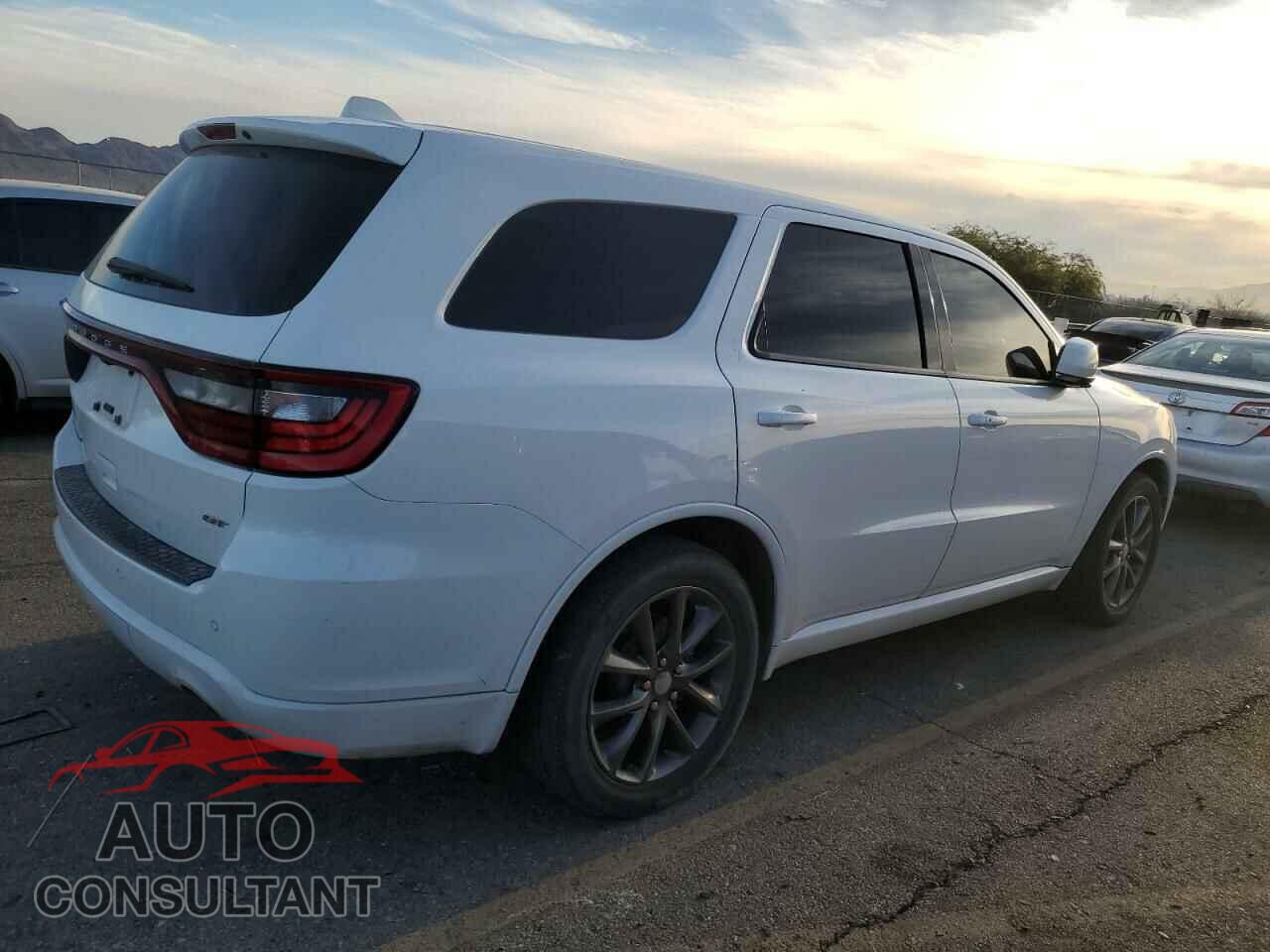 DODGE DURANGO 2018 - 1C4RDHDG5JC328855