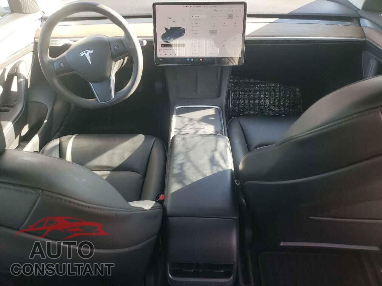 TESLA MODEL 3 2022 - 5YJ3E1EB8NF124038