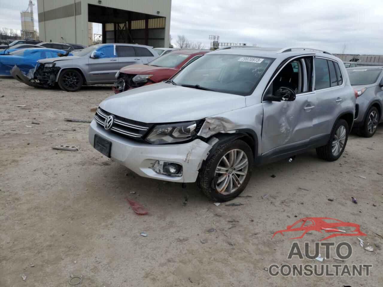 VOLKSWAGEN TIGUAN 2016 - WVGAV7AX8GW574083