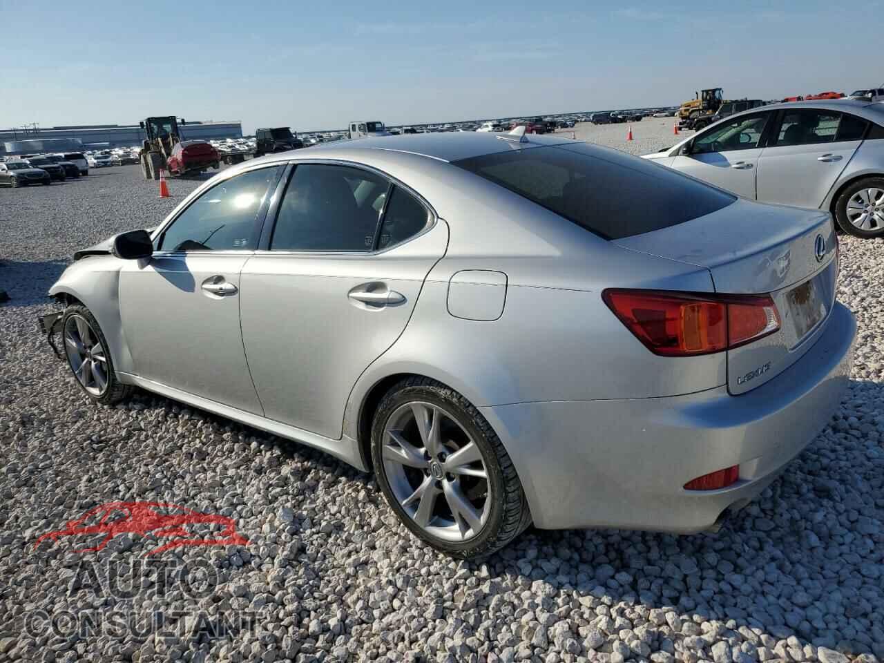 LEXUS IS 2010 - JTHBE5C22A5024971