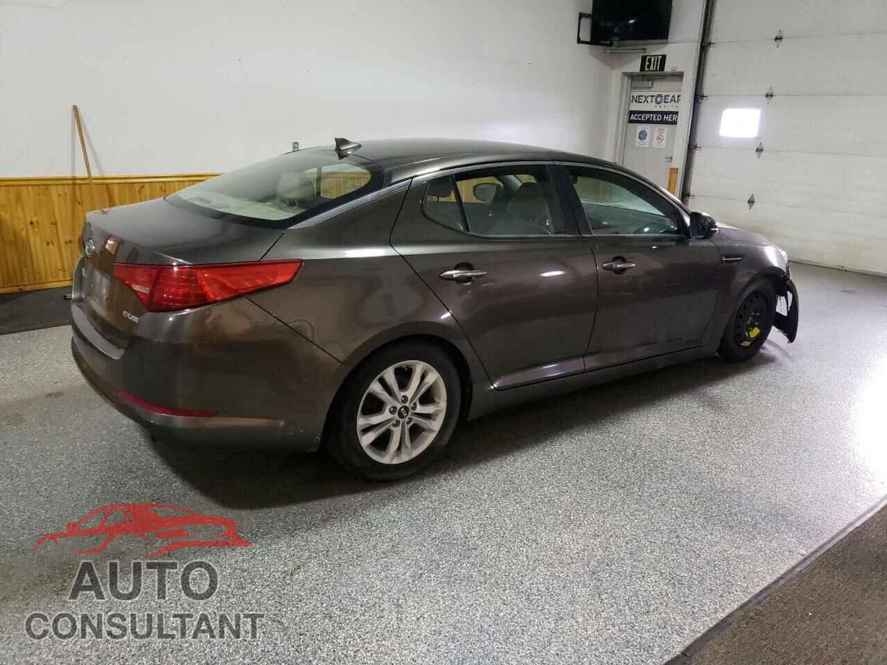 KIA OPTIMA 2011 - KNAGN4A76B5126935