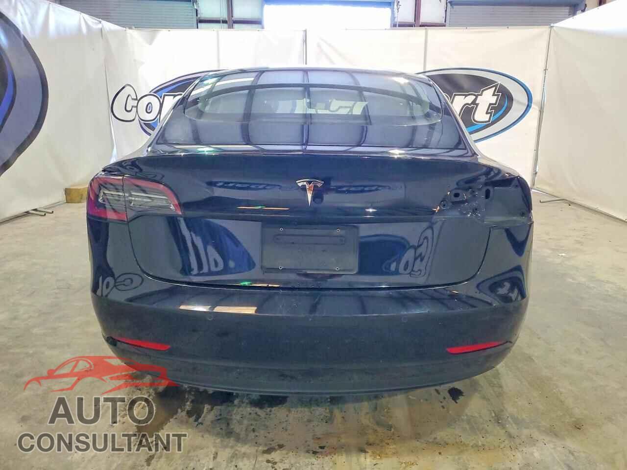 TESLA MODEL 3 2022 - 5YJ3E1EA5NF371430