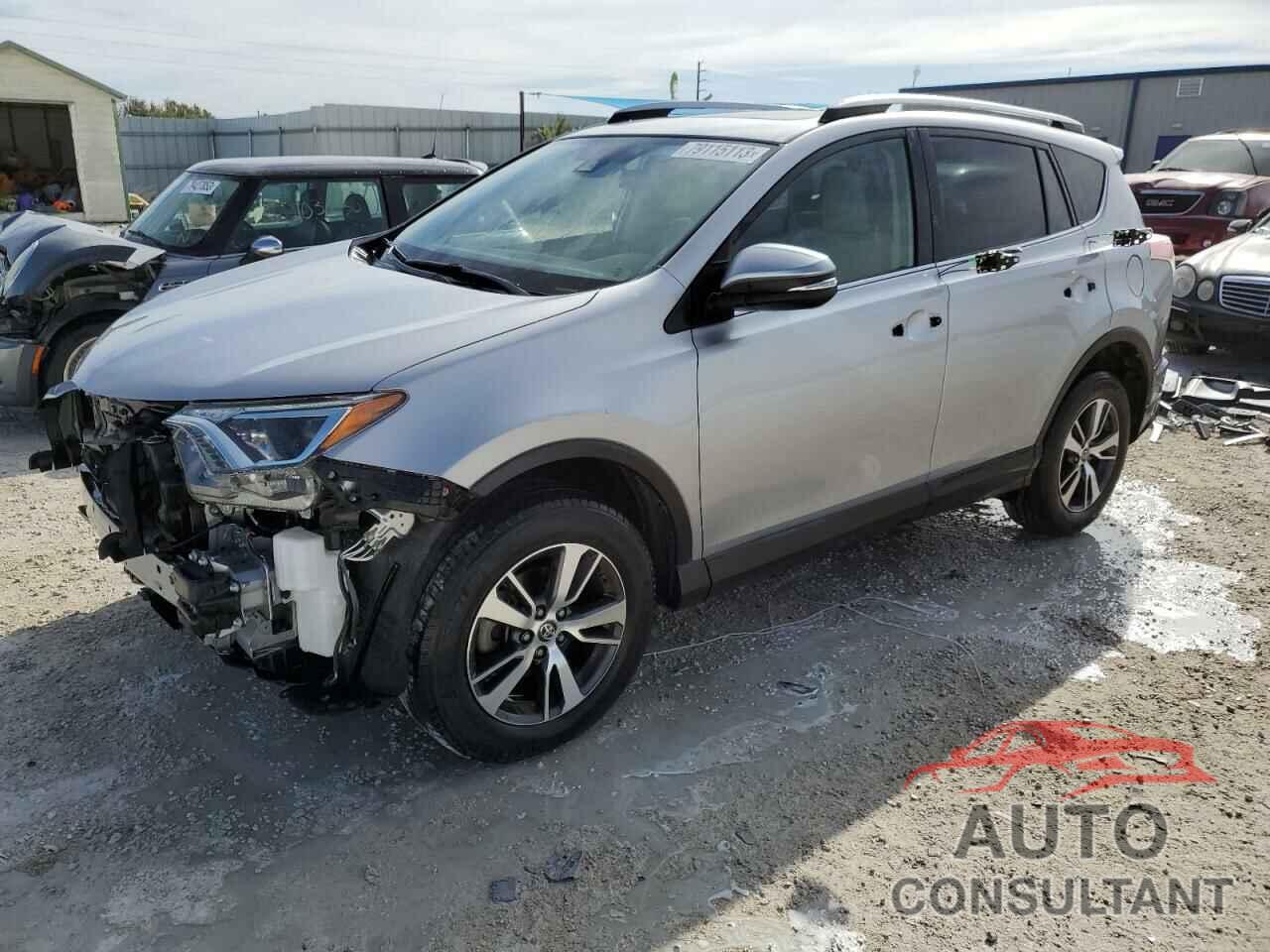 TOYOTA RAV4 2018 - JTMRFREV6JJ233519