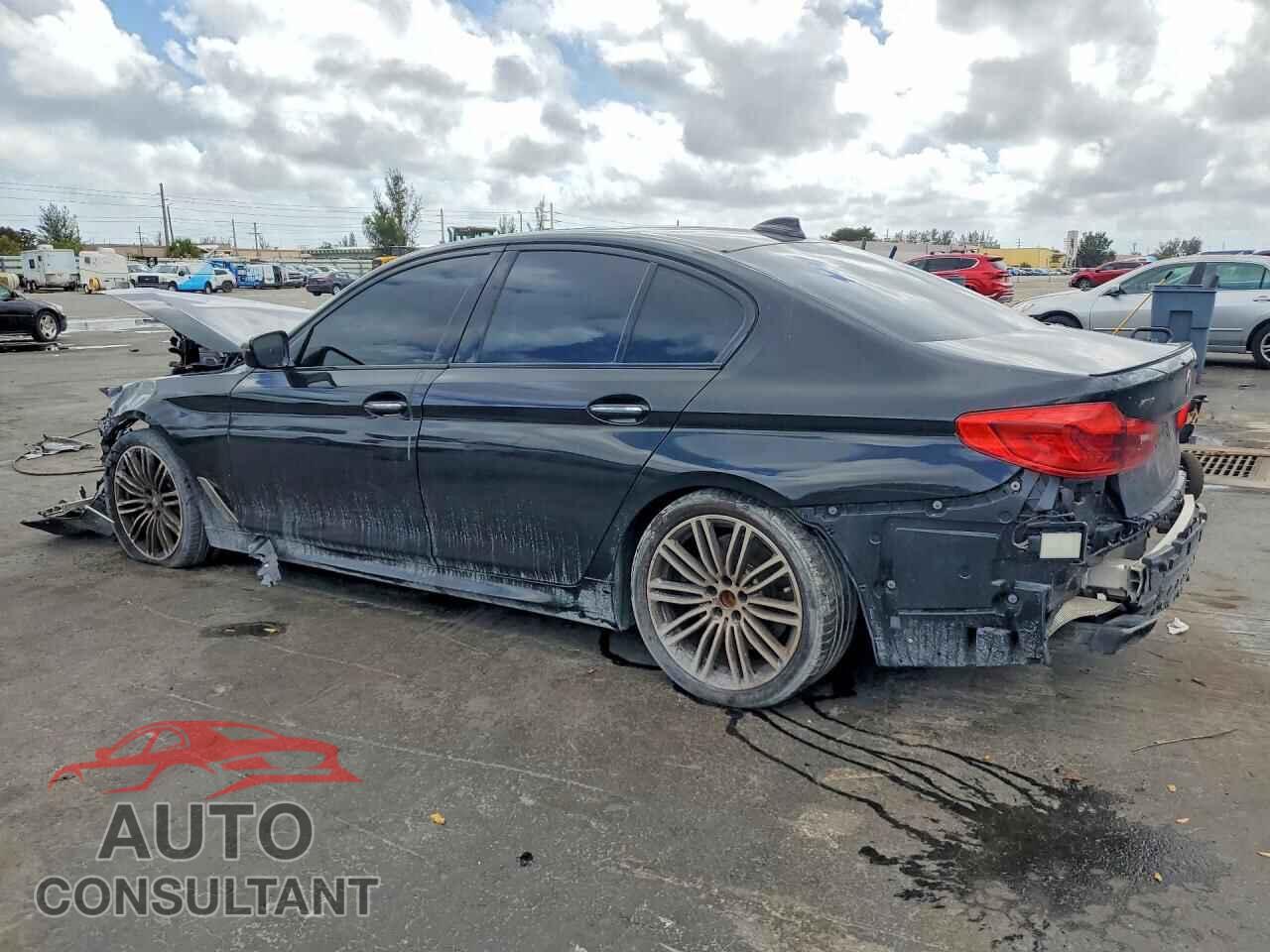 BMW M5 2018 - WBAJB9C54JB036366