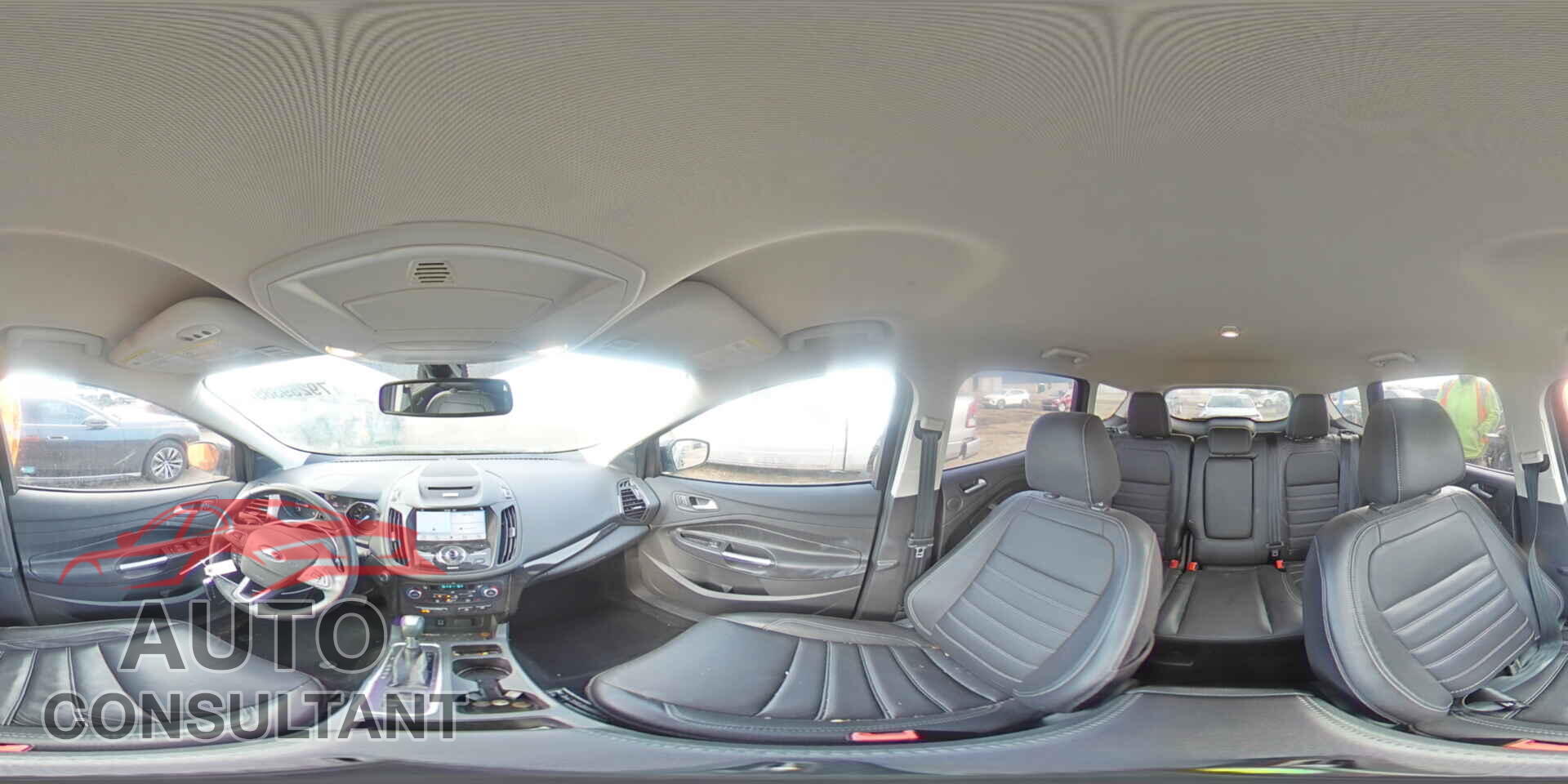 FORD ESCAPE 2017 - 1FMCU0JD6HUC08371