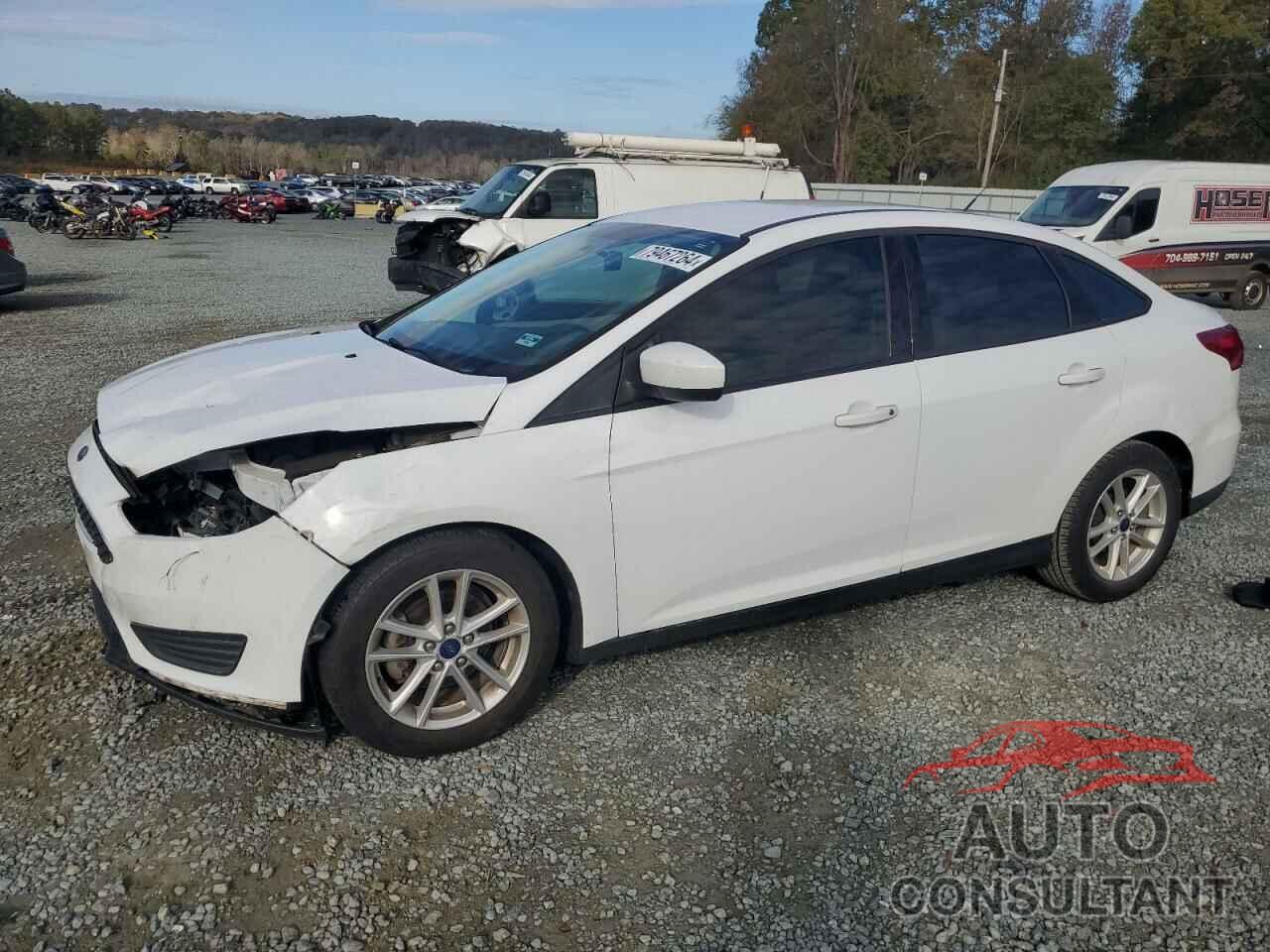 FORD FOCUS 2018 - 1FADP3F26JL214813