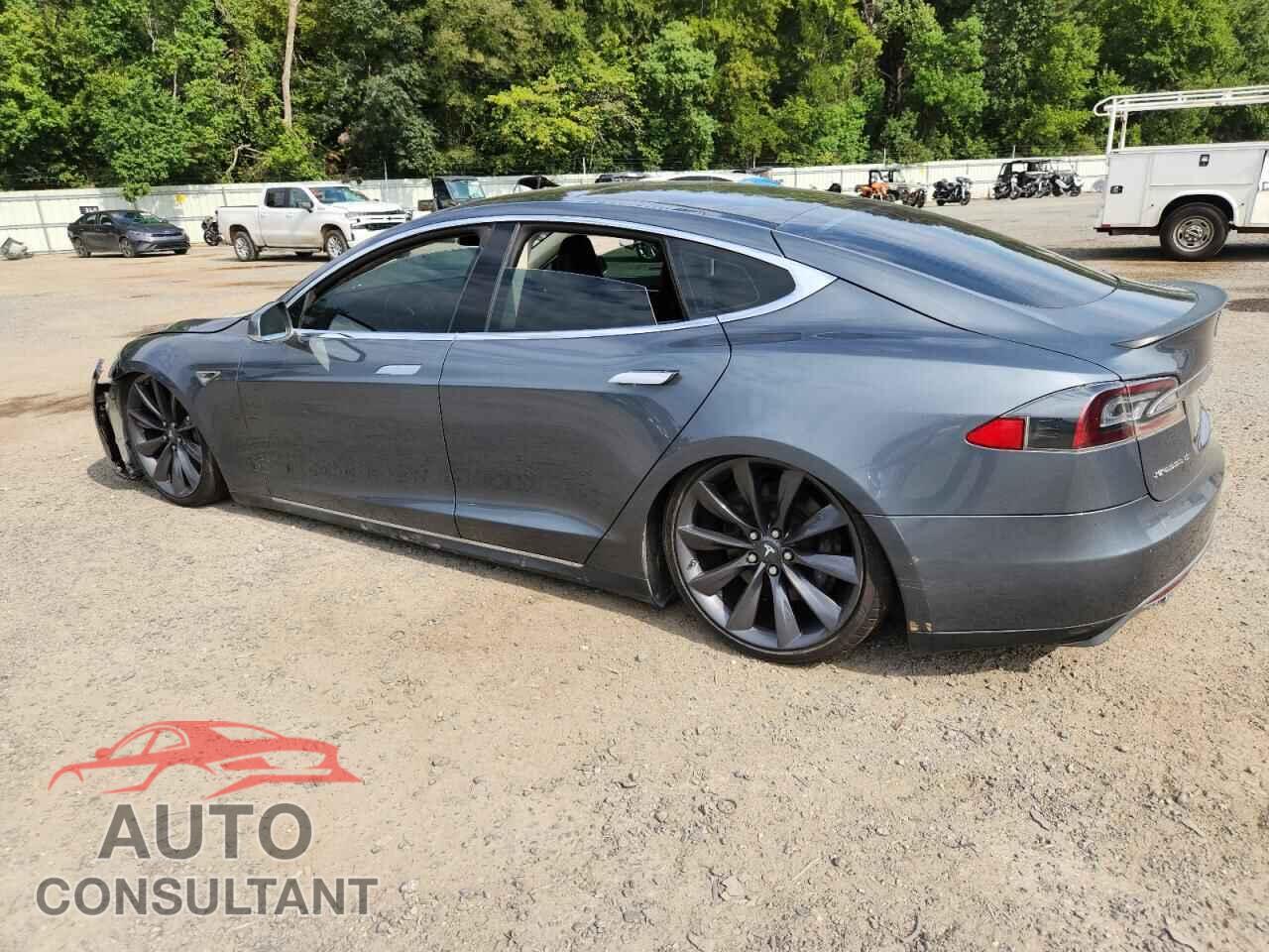 TESLA MODEL S 2013 - 5YJSA1DP7DFP05582