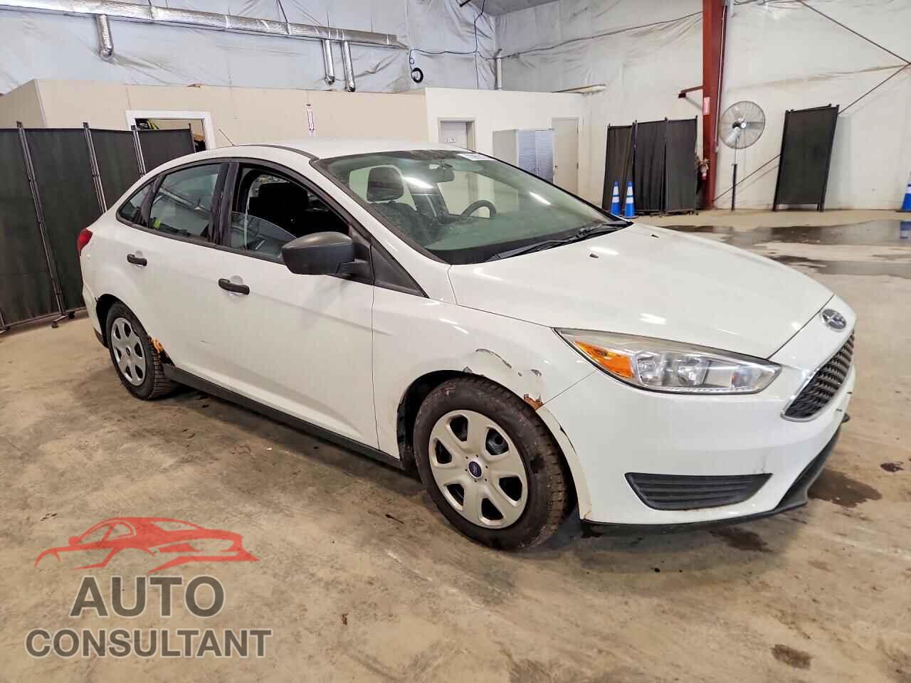FORD FOCUS 2017 - 1FADP3E28HL297432