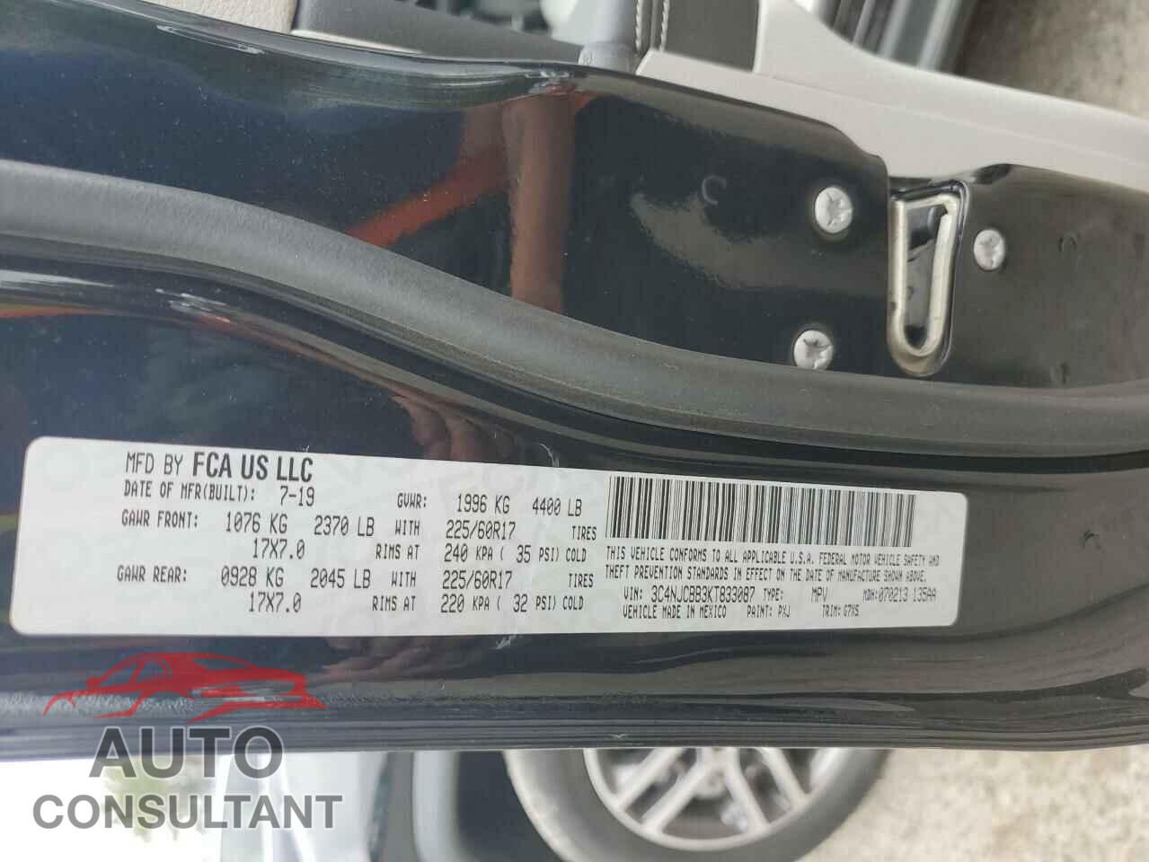 JEEP COMPASS 2019 - 3C4NJCBB3KT833087