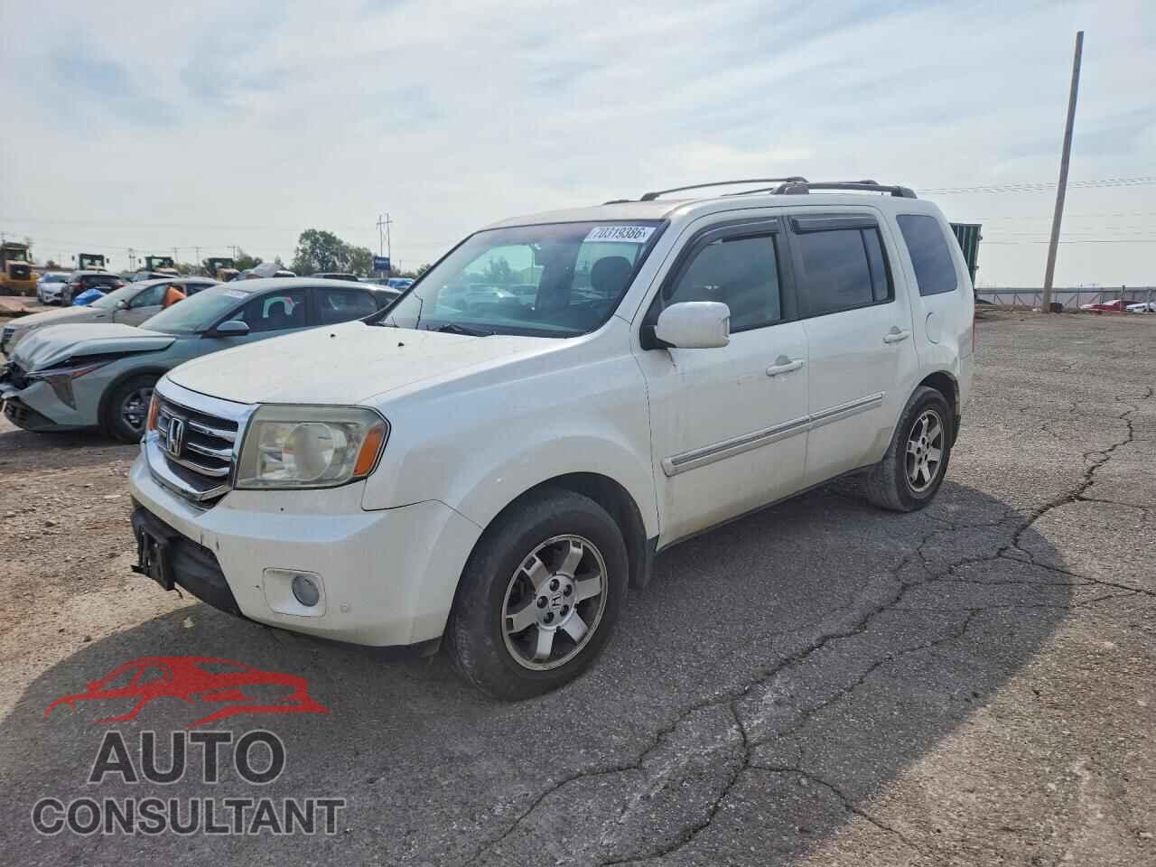HONDA PILOT 2011 - 5FNYF4H95BB081237