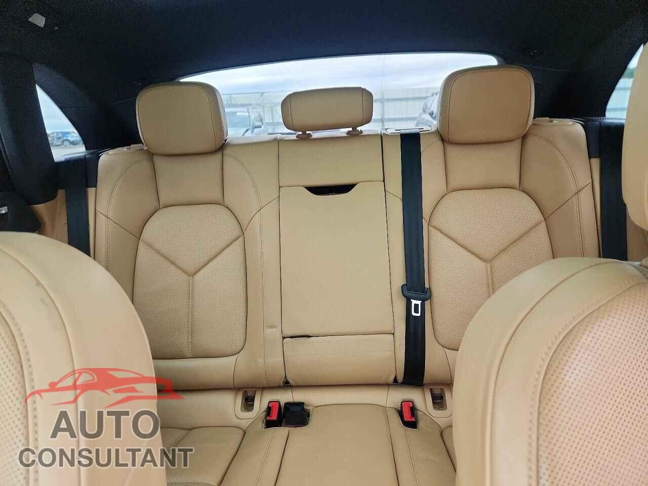 PORSCHE MACAN 2018 - WP1AA2A53JLB07355