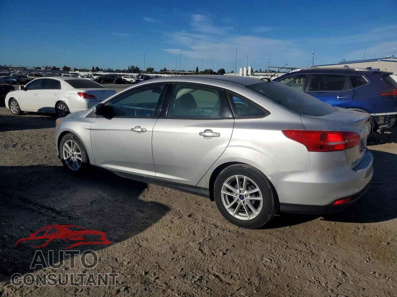 FORD FOCUS 2017 - 1FADP3F27HL296433