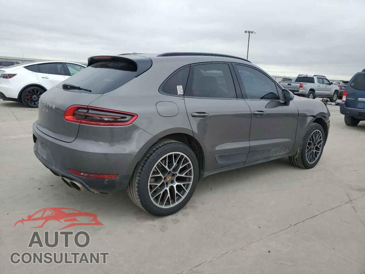 PORSCHE MACAN 2016 - WP1AB2A58GLB52863