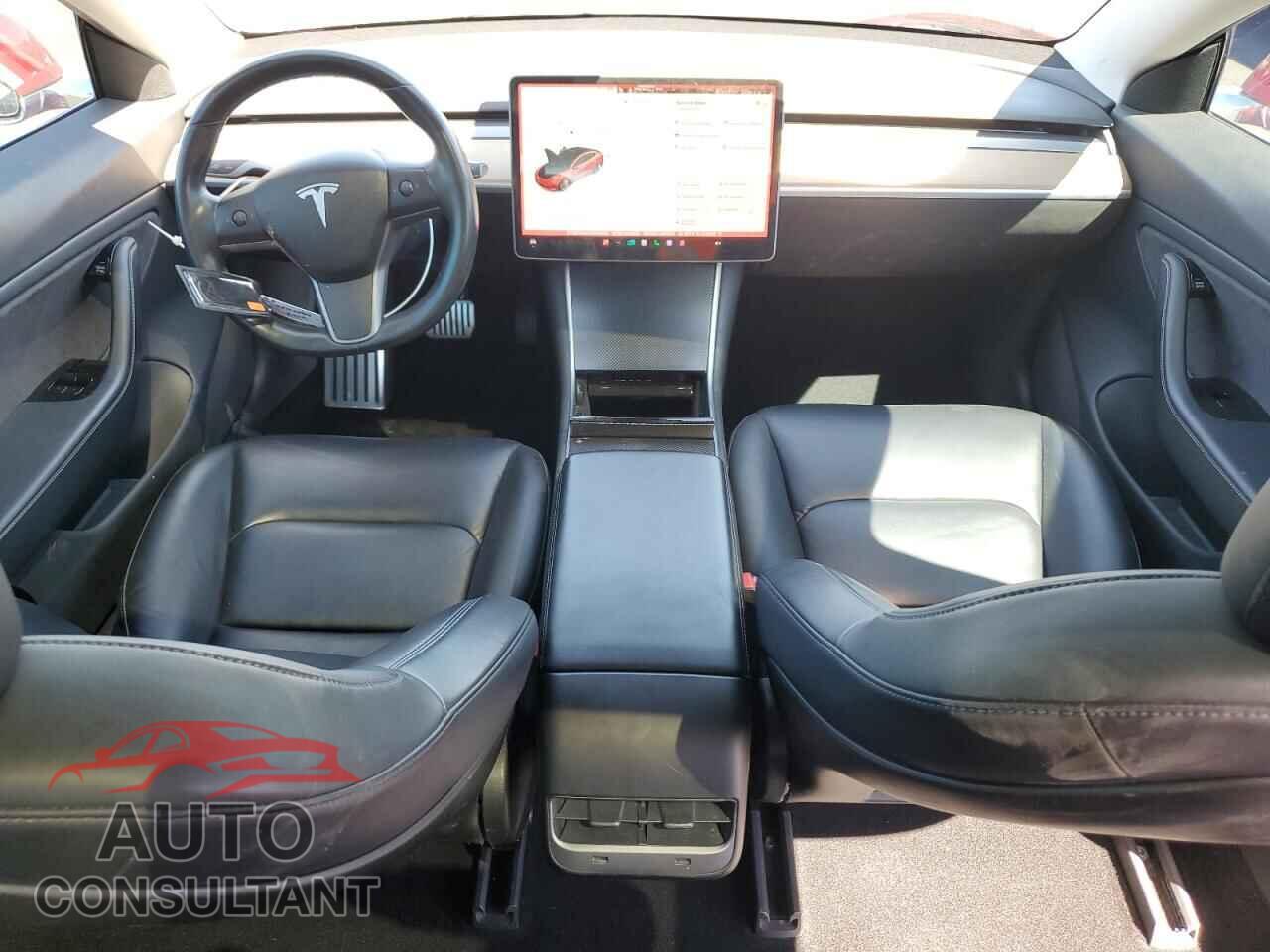 TESLA MODEL 3 2018 - 5YJ3E1EAXJF050963