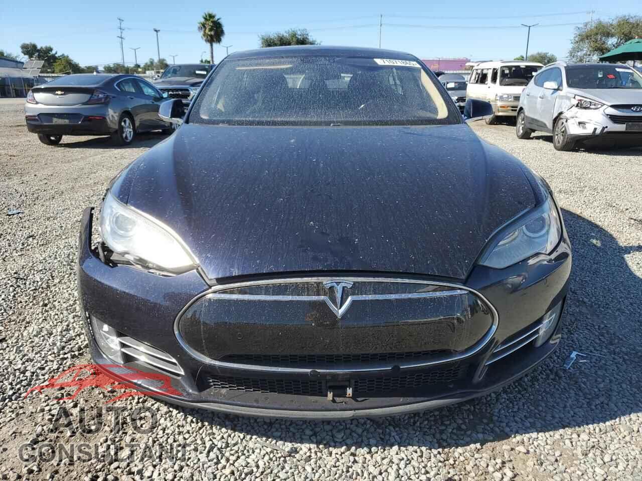 TESLA MODEL S 2015 - 5YJSA1H2XFFP73182