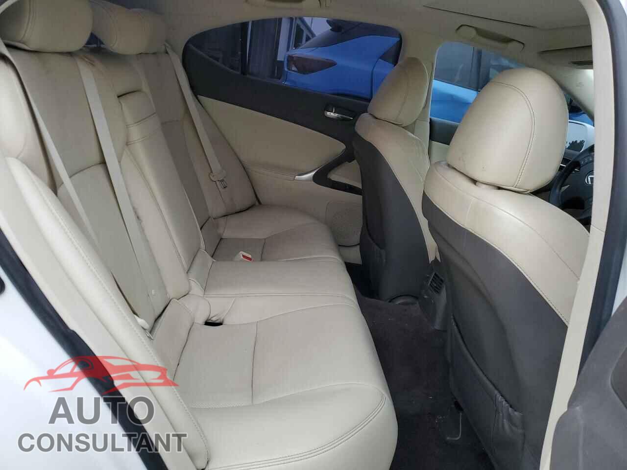 LEXUS IS 2010 - JTHBF5C22A2097031