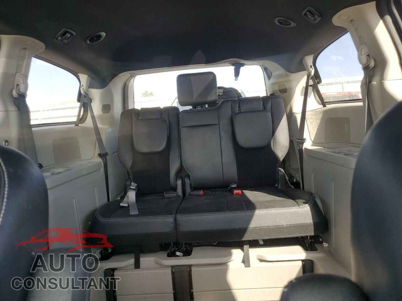 DODGE CARAVAN 2017 - 2C4RDGCG3HR749034