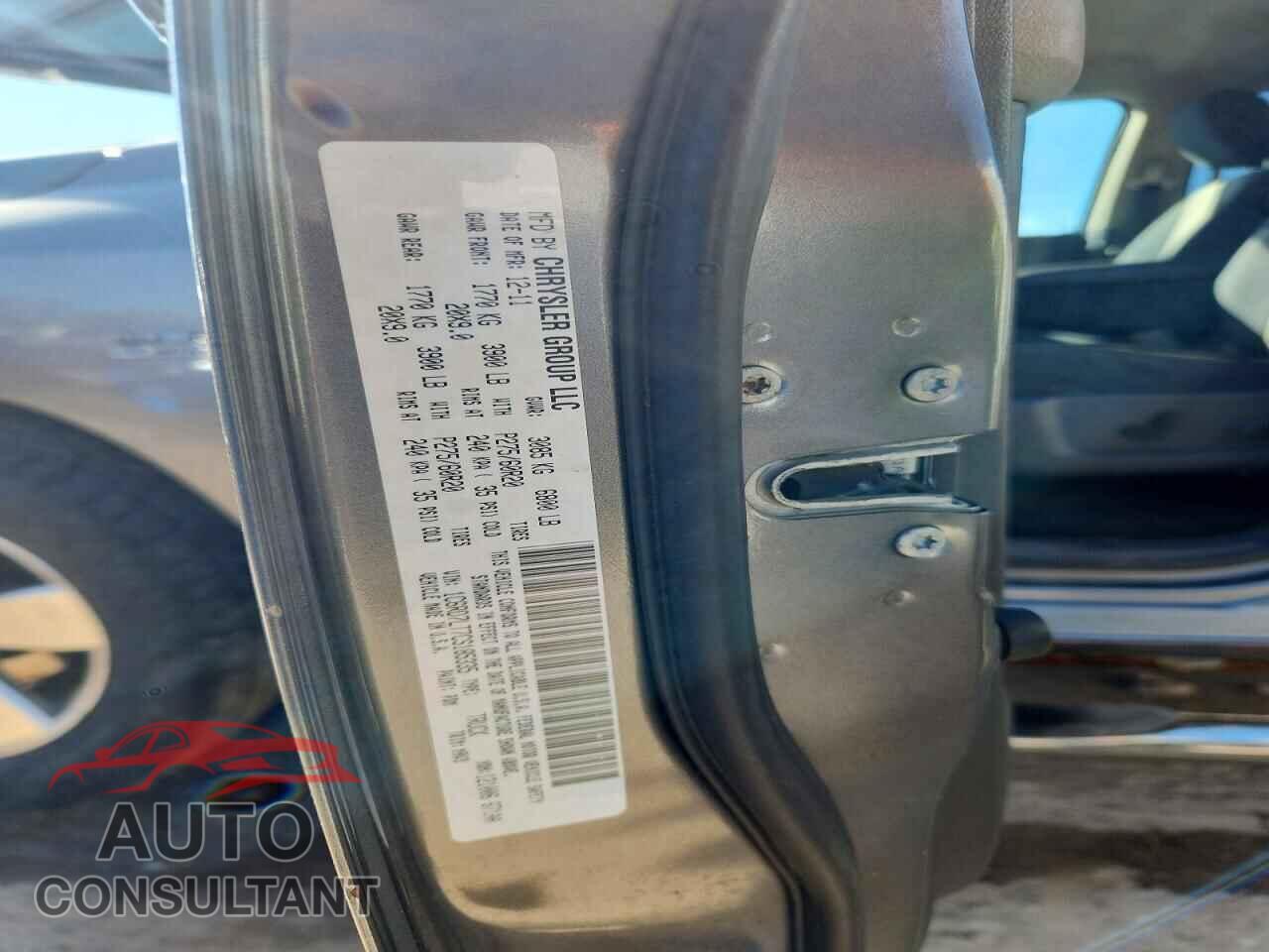DODGE RAM 1500 2012 - 1C6RD7LT7CS185335