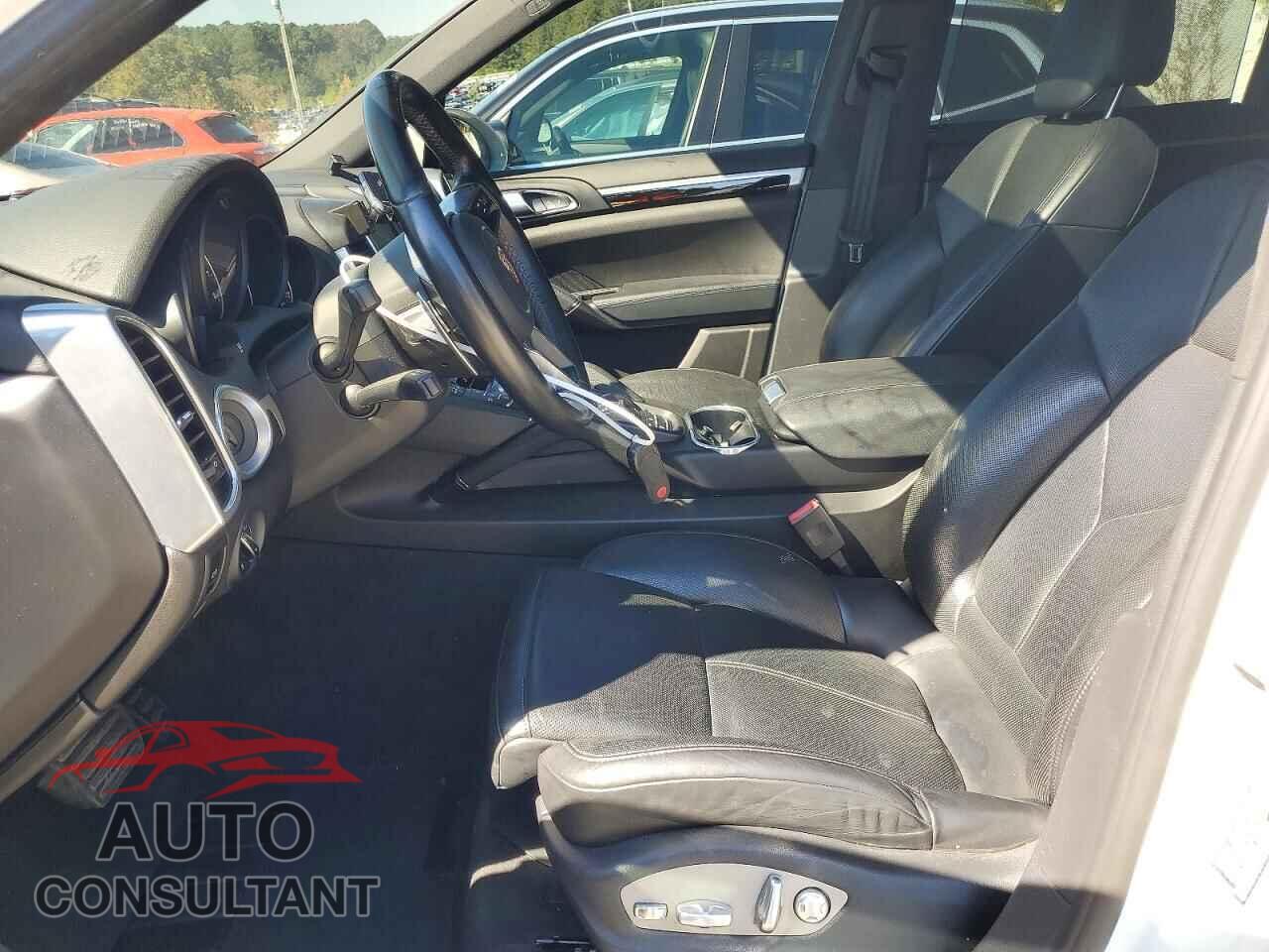 PORSCHE CAYENNE 2016 - WP1AA2A29GLA01927